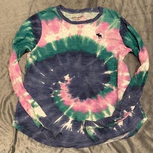 Abercrombie kids tie-dye T-shirt. Size 11/12.